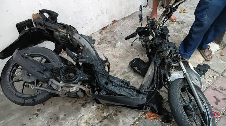 Motor Meledak Saat Hendak Kabur Usai Diduga Curi Motor di Koja, Dua Pria Luka Bakar 40 Persen