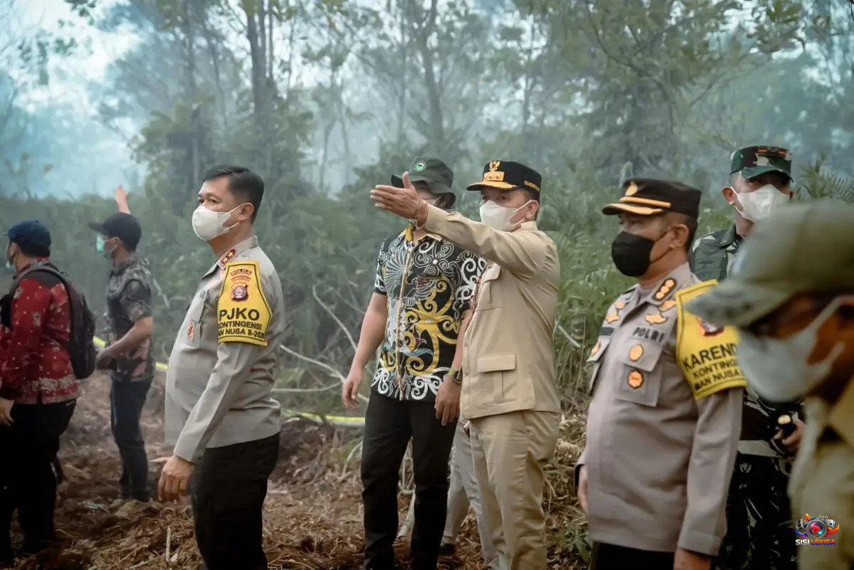 BEM UI dan Masyarakat Sipil Kalteng Demo di Kantor Gubernur, Desak Darurat Karhutla